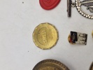 Lot diverse pins og nåle 