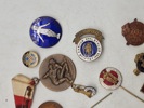 Samling pins og marker 