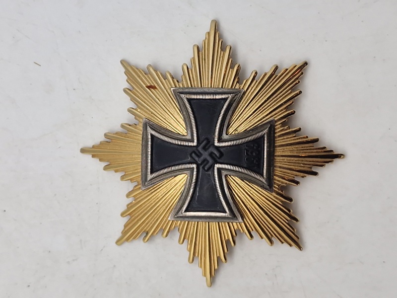 Tysk bryststjerne efterkrigs 
