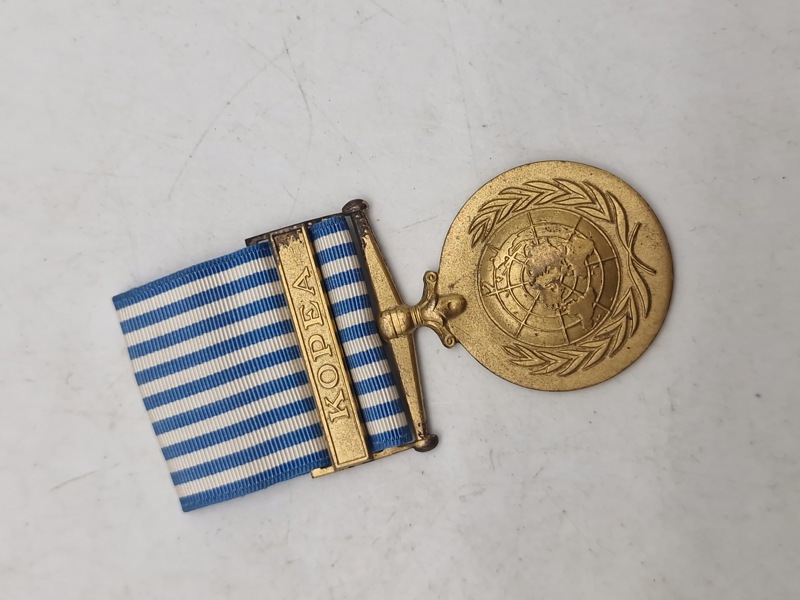 Græsk De Forenede Nationers Koreamedalje, også kendt som Korea-medaljen eller United Nations Service Medal "Korea” 