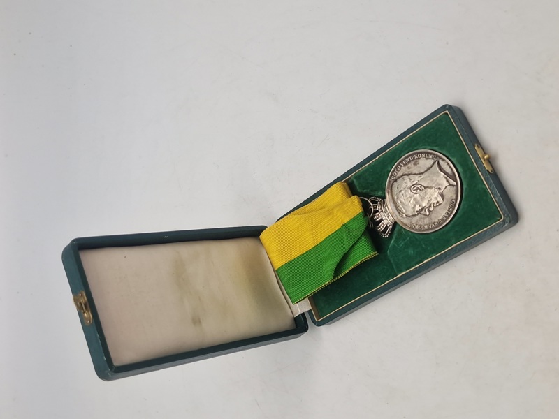 Original medalje fra Det Kongelige Patriotiska Sällskapet, tildelt Rudolf Ekberg for "Långvarig trogen tjenst" (langvarig trofast tjeneste). 