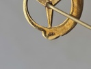 Mercedes pin 14 karat guld og safir for 1.000.000 Km 