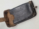 Original tysk K98 patrontaske, skåret og anvendt af modstandsbevægelsen 