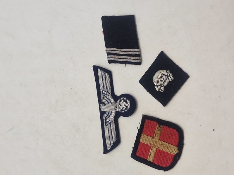 Lot diverse, bl.a. Frikorps Danmark skjold - efterkrigs 