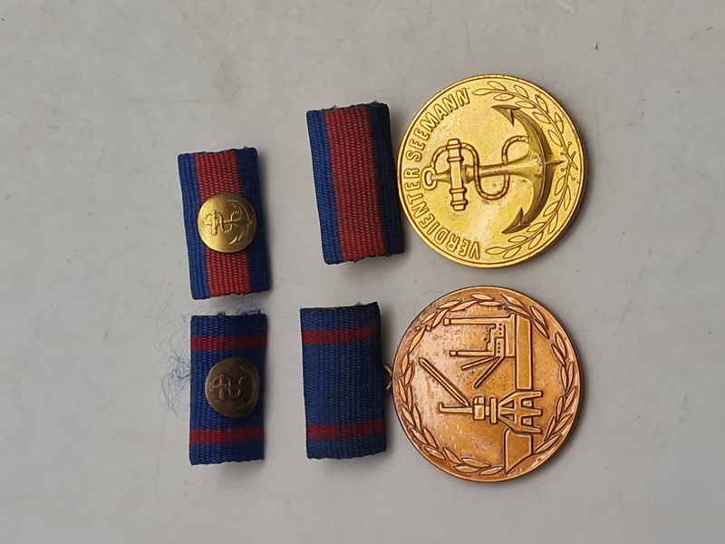 DDR medaljer:  "Verdienter Seemann"