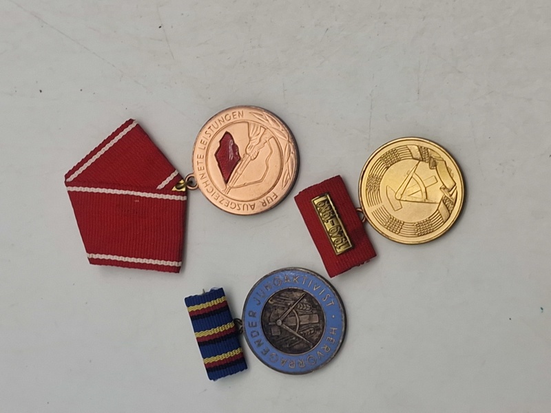 Lot DDR medaljer