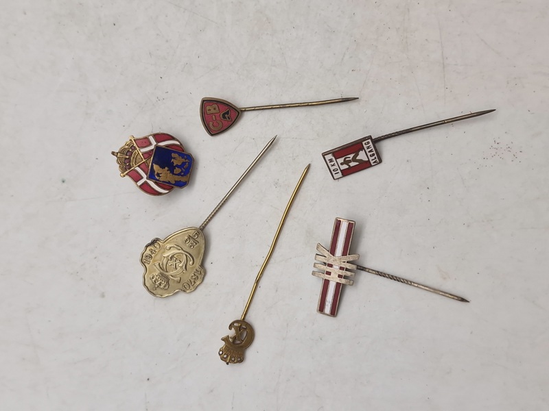 'Samling Danske WW2 pins 