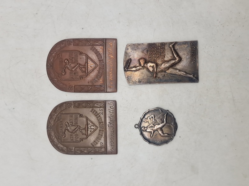 Lot Førkrigs sportmærker