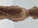 Original terrakottaskulptur med titlen "SCOUTEN" af den danske kunstner Holger Christensen (1890-1965). REPERATION VED HOVED
