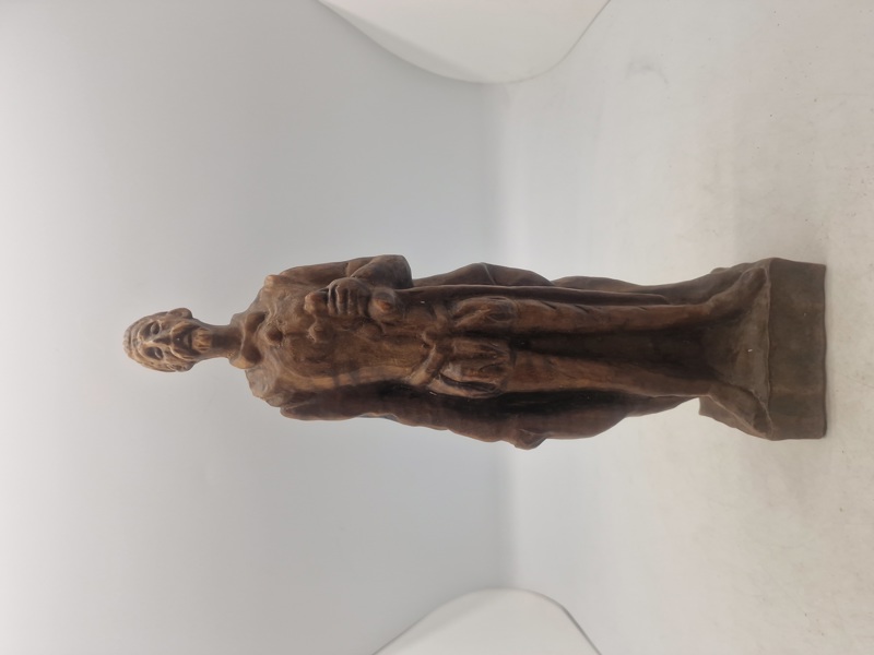 Antik træfigur