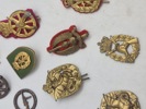 Lot diverse regimentsmærker 