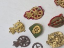Lot diverse regimentsmærker 