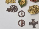 Lot diverse regimentsmærker 