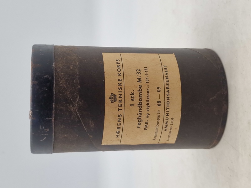 Original bøtte for røghåndbombe M/32
