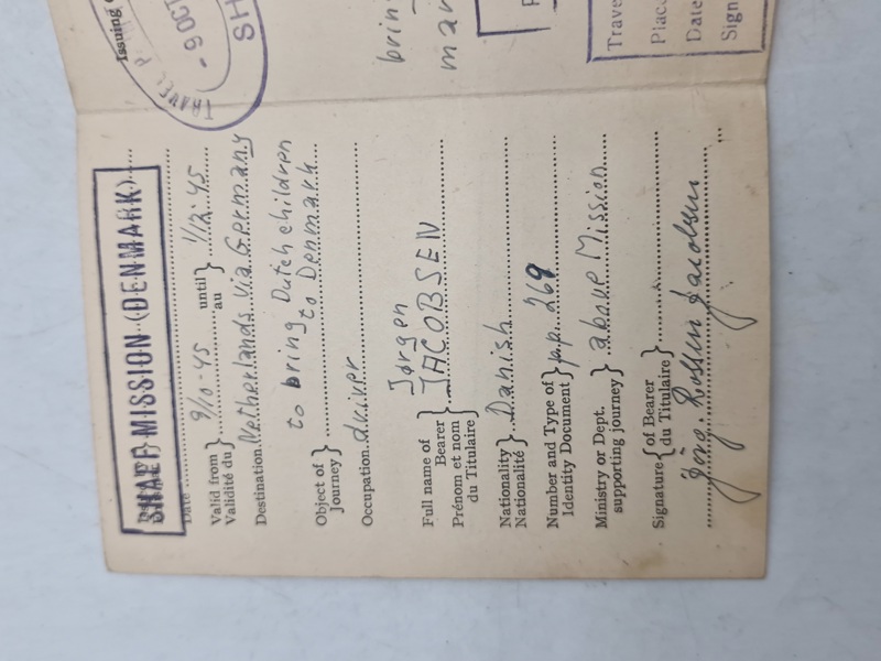 Original Alliret tilladelse fra 1945 til at hente Fattige børn i Holland 