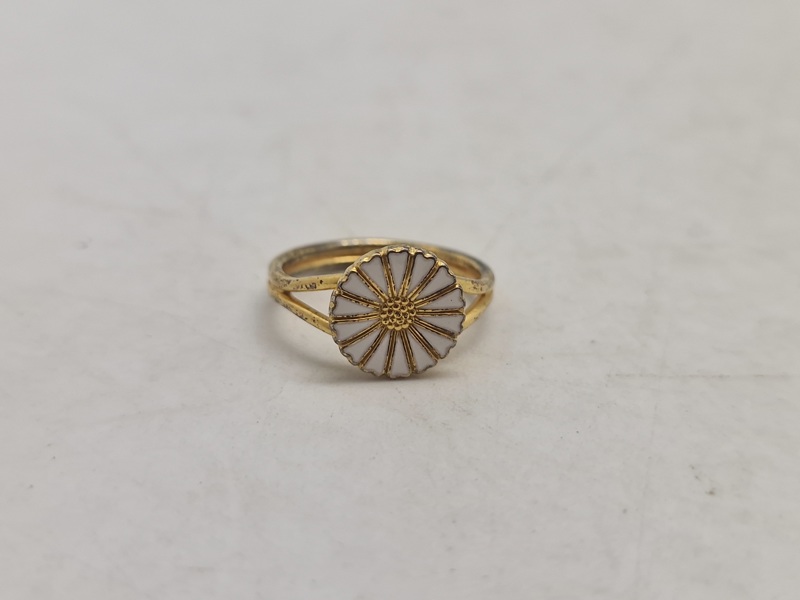 Marguerit ring i forgyldt 925 sterling sølv og emalje, stemplet BH af Bernhard Hertz.