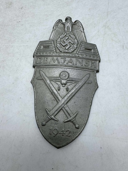 Tysk WW2 Demjansk skjold originalt 