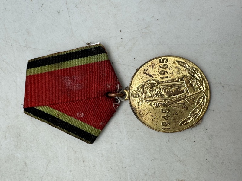 Original Jubilæumsmedalje "Tyve år med sejren i den Store Fædrelandskrig 1941-1945". 