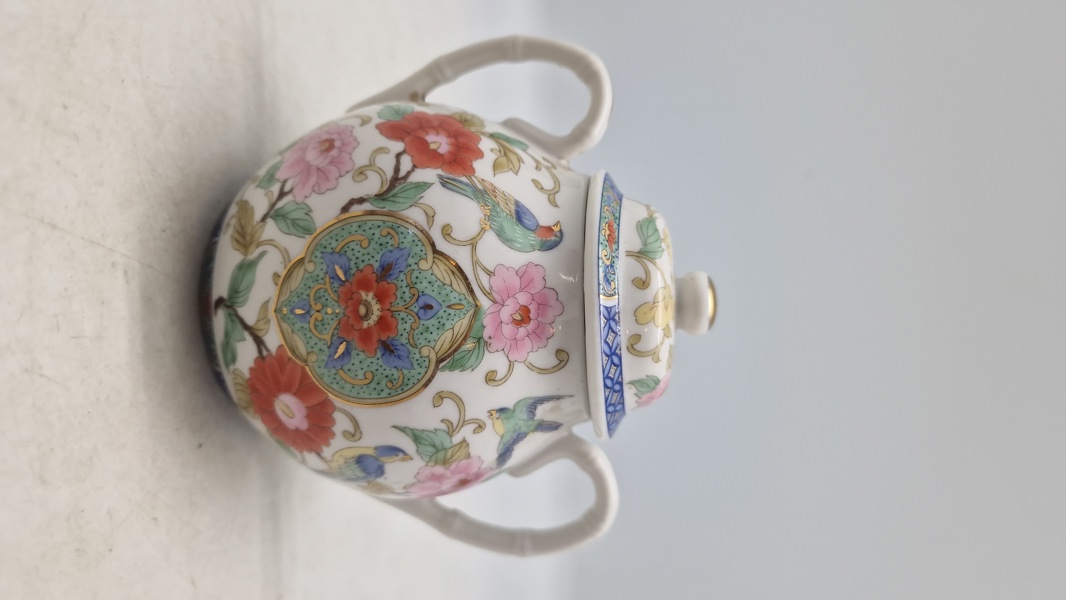 Original TAKAHASHI JAPAN Porcelain Chinoiserie Style Sugar Bowl