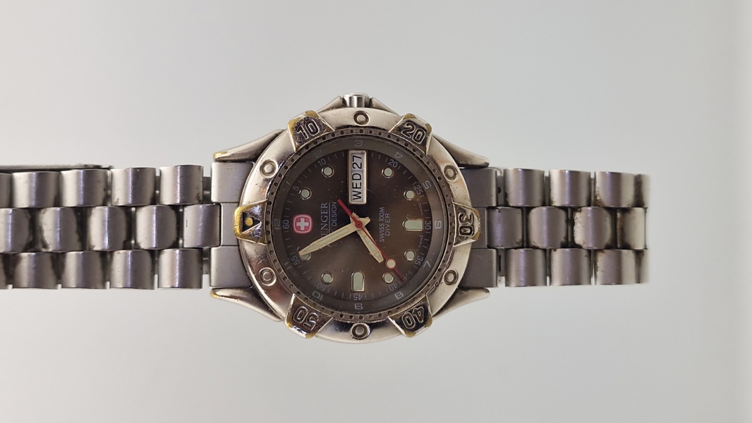 Swiss Army WENGER Diver 100 MTR Men Watch