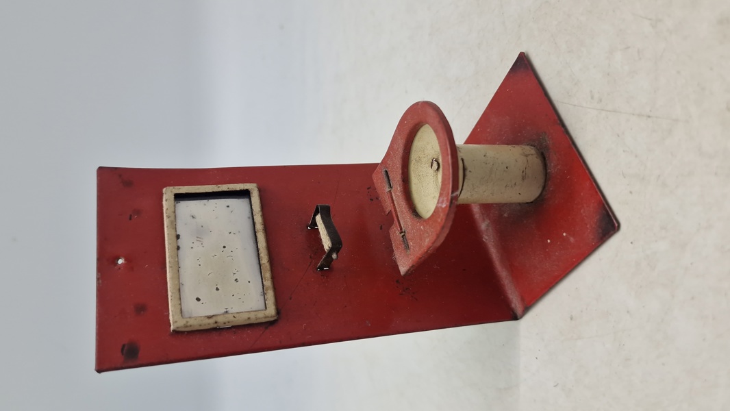 Sjældent toilet skilt i blik, antageligvis Tekno