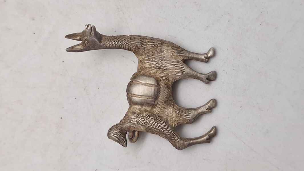 Lama broche af Sterlingsølv