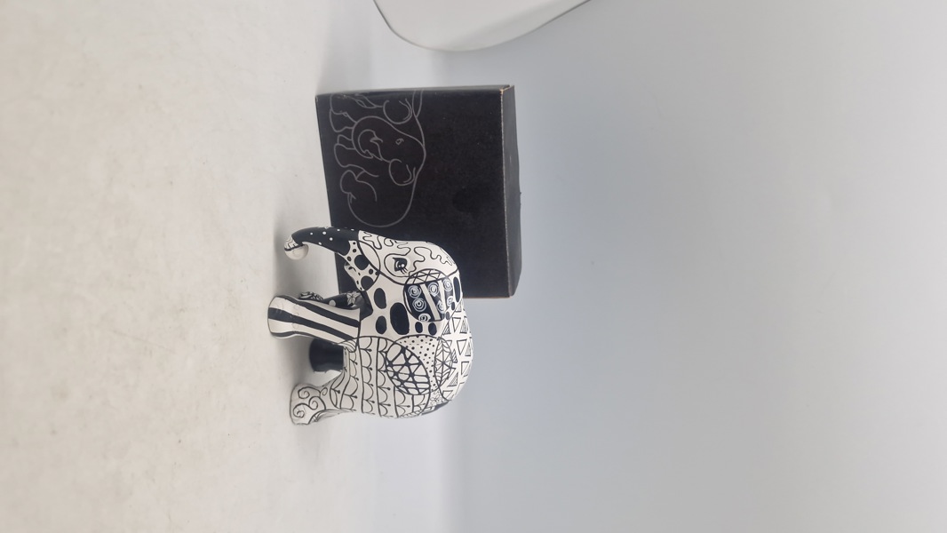 Elephant Parade – Milly