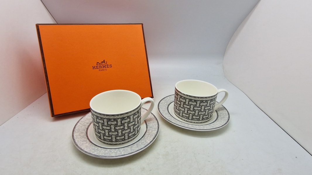 Originalt Hermès porcelæns-sæt fra deres luksus-serie