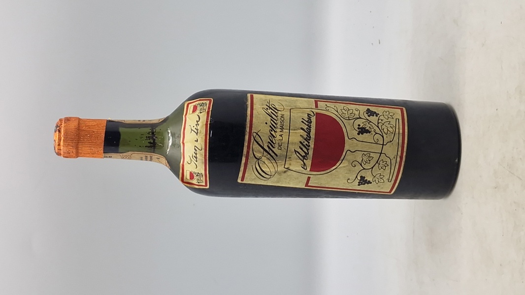 Vin ukendt alder