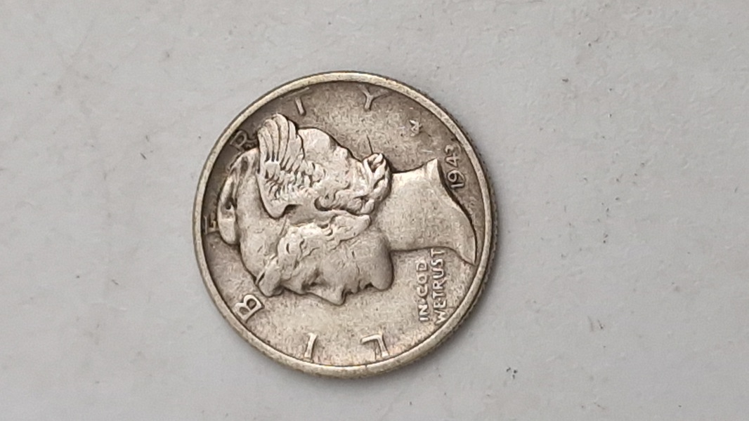 Original 1943 Mercury Dime, også kendt som en Winged Liberty Head Dime, sølv