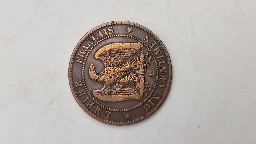 fransk 10 Centimes-mønt fra Napoleon III's regeringstid, præget mellem 1852 og 1857