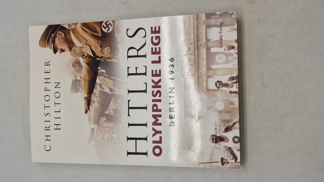 HITLERS
OLYMPISKE LEGE
BERLIN 1936
