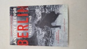 Samling krigslitteratur 