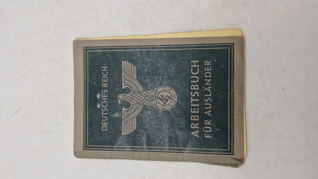 Original Deutsches Reich Arbeitsbuch für Ausländer" (Arbejdsbog for udlændinge)