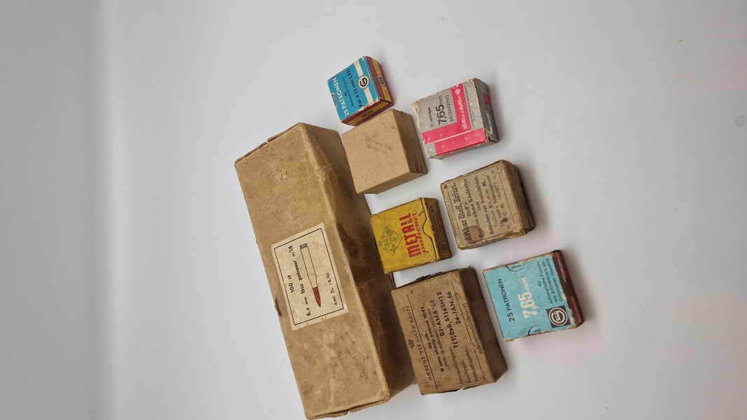Samling patronæsker (tomme)