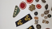 Samling pins og mærker 