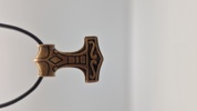 Halskæde med vedhæng af Thors hammer 
