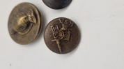 Samling knapper, bl.a. Akademisk Skyttekorps 