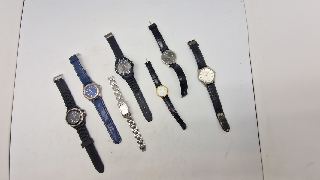 Samling diverse armbåndsure