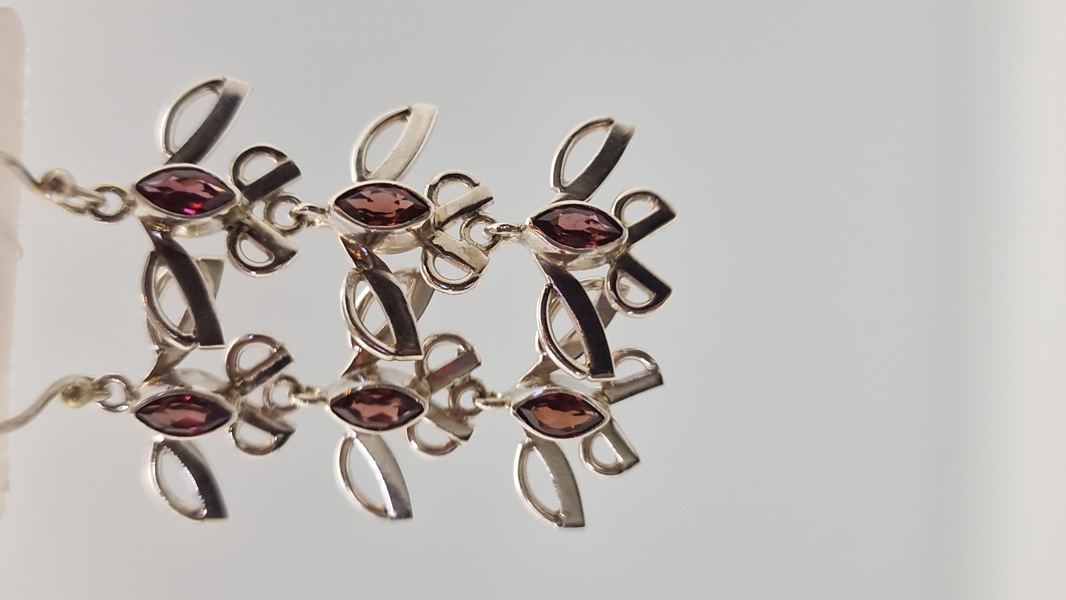 Ørehængere med røde sten, sterlingsølv 