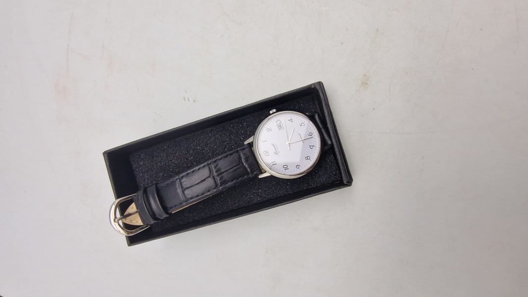 Bonnet armbåndsur med safirglas - ubrugt 