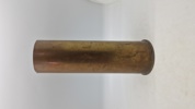 Originalt messinghylster fra en britisk 18-punds artillerigranat fra Første Verdenskrig, dateret 1918.
