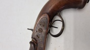 Dobbeltløbet perkussionspistol til restaurering