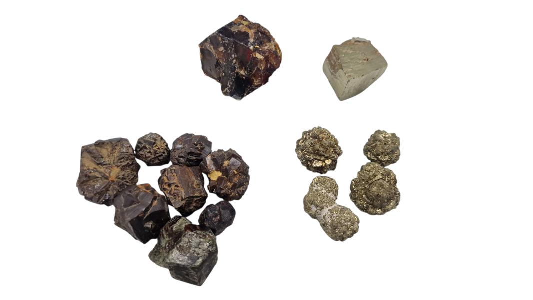 Lot med diverse sten