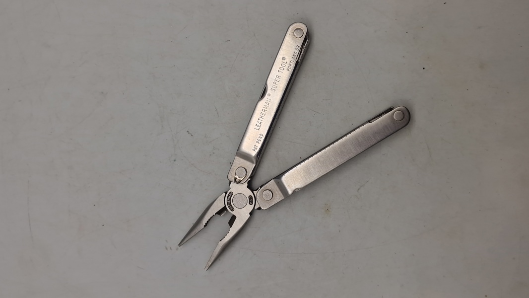 Leatherman multitool 