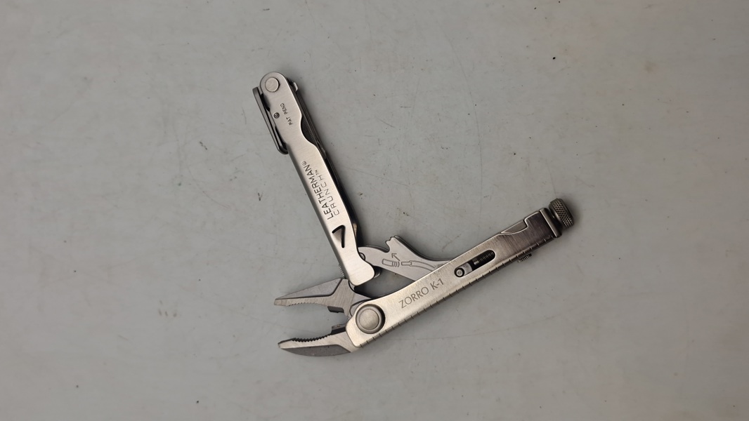 Leatherman multitool 