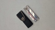 Victorinox multitool 
