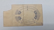 Original billet til De XI Olympiske Lege i Berlin i 1936. 
Billetten er til atletikbegivenheder i Olympiastadion den 7. august, kl. 10.00 og 15.00. 