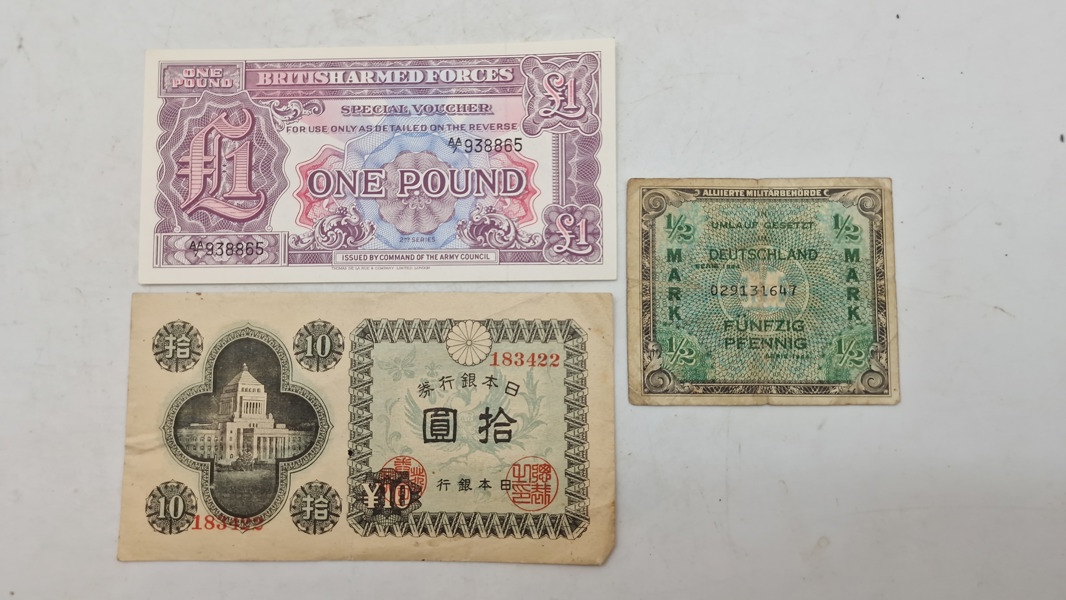 Samling originale ww2 militære pengesedler 