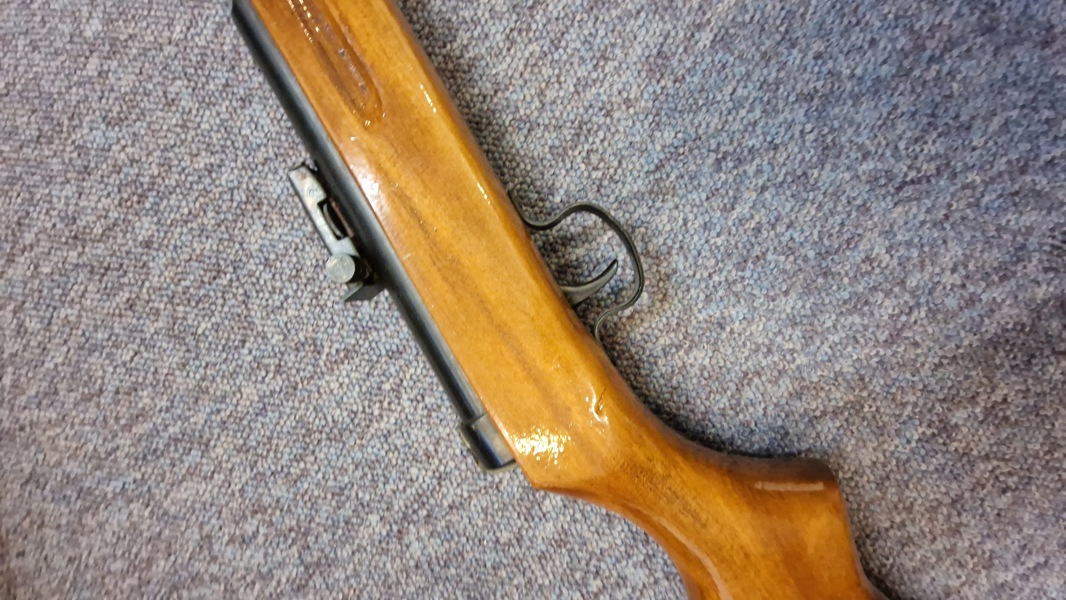 Ældre 4,5 mm luftgevær 